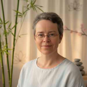 Els Meulemans, founder of Bodhiwhispers Brussels, practice for energetic bodywork.